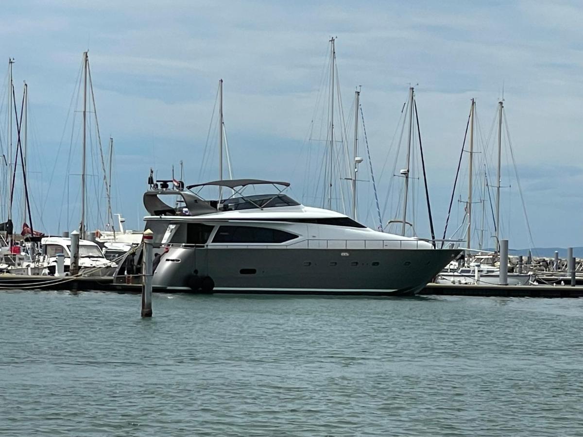 Motoryacht 21 Avec Equipage Otel Barselona Dış mekan fotoğraf