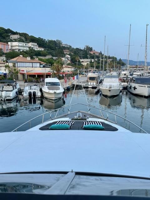 Motoryacht 21 Avec Equipage Otel Barselona Dış mekan fotoğraf