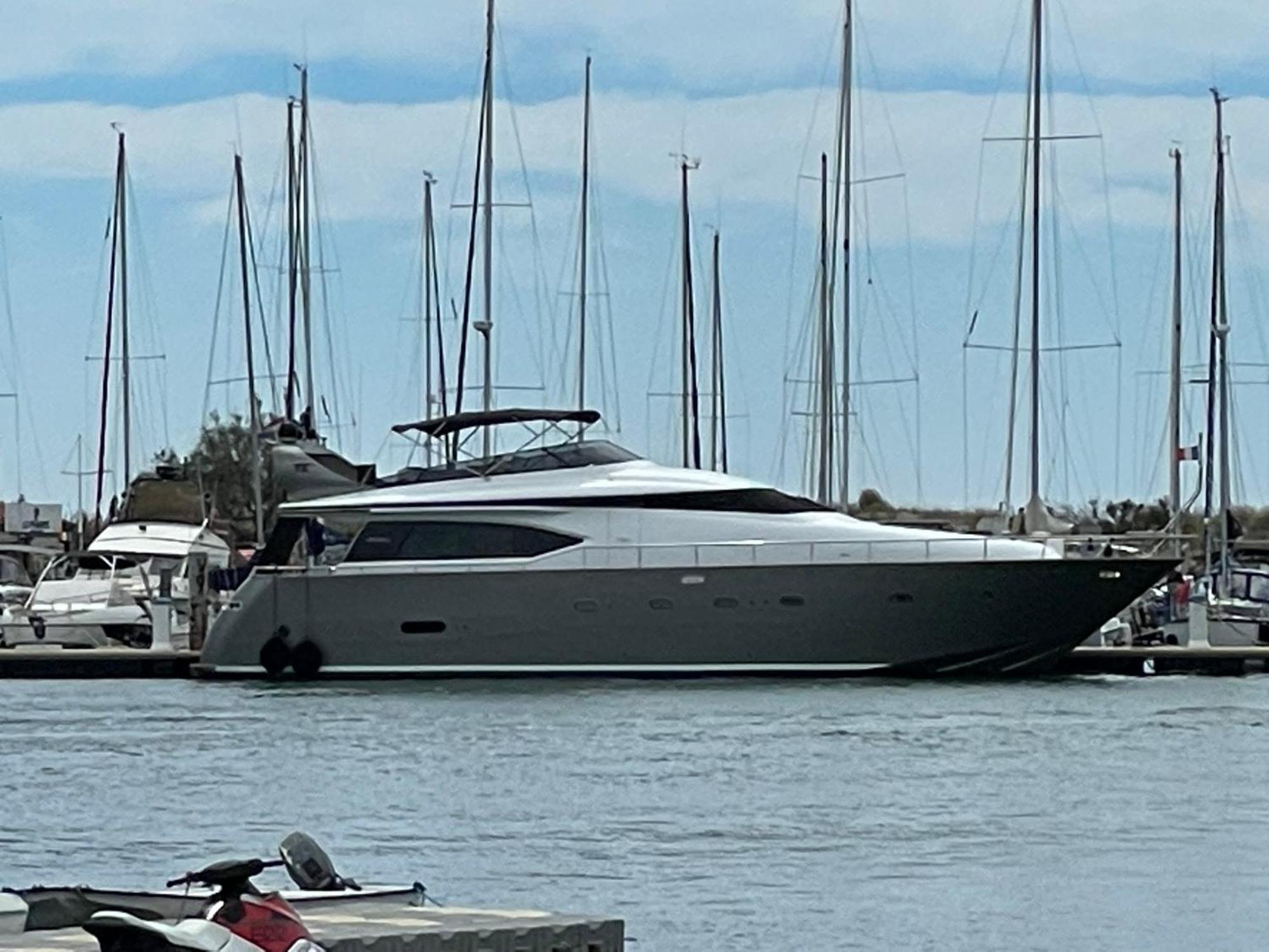 Motoryacht 21 Avec Equipage Otel Barselona Dış mekan fotoğraf
